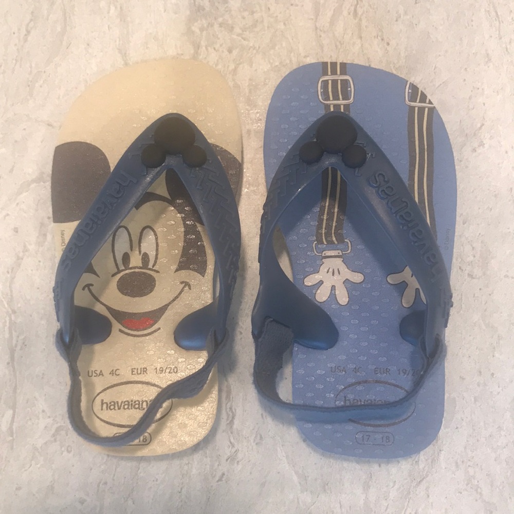 Havaianas Mickey Mouse flip flops